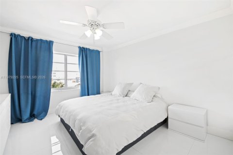 Copropriété à vendre à Miami Beach, Floride: 1 chambre, 60.39 m2 № 2046017 - photo 8