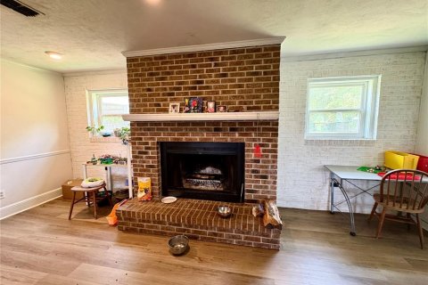 House in Branford, Florida 3 bedrooms, 178.56 sq.m. № 2207420 - photo 8