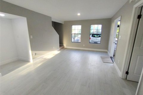 Dúplex en venta en Altamonte Springs, Florida, 3 dormitorios, 111.48 m2 № 1905228 - foto 27
