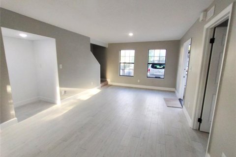 Dúplex en venta en Altamonte Springs, Florida, 3 dormitorios, 111.48 m2 № 1905228 - foto 26