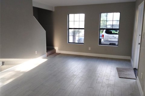 Dúplex en venta en Altamonte Springs, Florida, 3 dormitorios, 111.48 m2 № 1905228 - foto 25