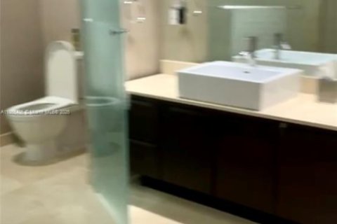 Copropriété à louer à Sunny Isles Beach, Floride: 3 chambres, 135.73 m2 № 1893485 - photo 17