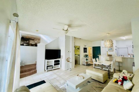 Touwnhouse à louer à Kissimmee, Floride: 3 chambres, 119.94 m2 № 2111995 - photo 6