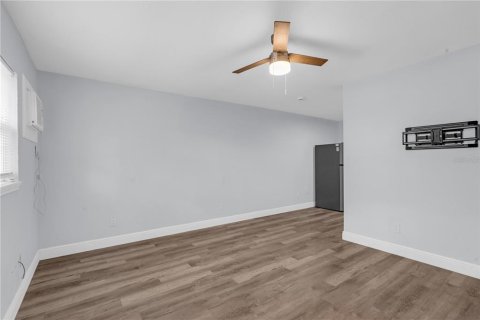 Appartement à louer à Tampa, Floride: 2 chambres, 120.4 m2 № 2398790 - photo 4