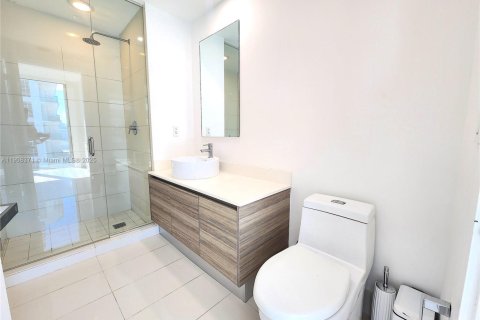 Copropriété à louer à Miami, Floride: 2 chambres, 77.57 m2 № 1967897 - photo 14