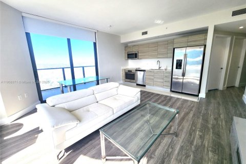 Copropriété à louer à Miami, Floride: 2 chambres, 77.57 m2 № 1967897 - photo 7