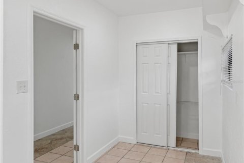 Villa ou maison à vendre à Sarasota, Floride: 3 chambres, 110.18 m2 № 2132779 - photo 13