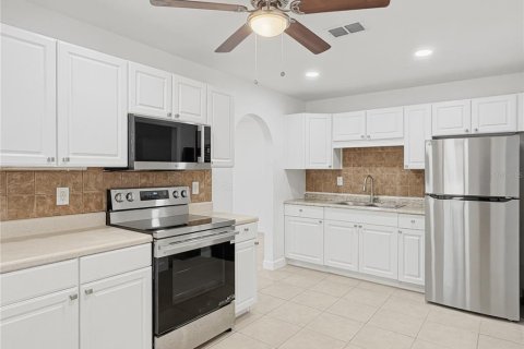 Villa ou maison à vendre à Sarasota, Floride: 3 chambres, 110.18 m2 № 2132779 - photo 5