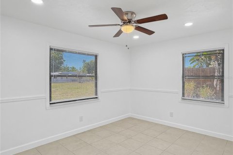 Villa ou maison à vendre à Sarasota, Floride: 3 chambres, 110.18 m2 № 2132779 - photo 7