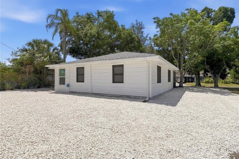 Villa ou maison à vendre à Sarasota, Floride: 3 chambres, 110.18 m2 № 2132779 - photo 19
