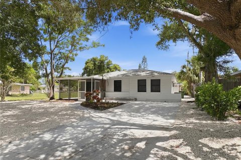 Villa ou maison à vendre à Sarasota, Floride: 3 chambres, 110.18 m2 № 2132779 - photo 21