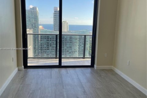 Copropriété à louer à Miami, Floride: 3 chambres, 159.05 m2 № 2016211 - photo 18