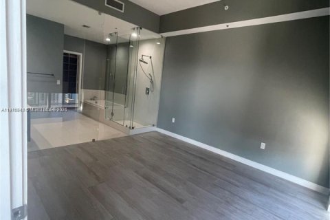 Copropriété à louer à Miami, Floride: 3 chambres, 159.05 m2 № 2016211 - photo 20