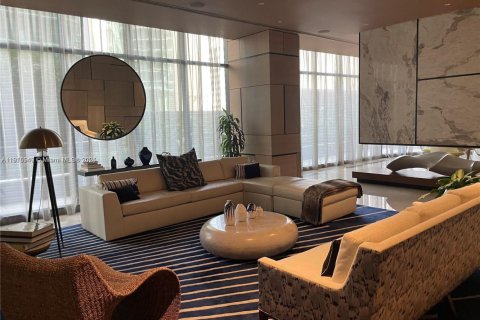 Снять в аренду кондоминиум в Майами, Флорида 3 спальни, 159.05м2, № 2016211 - фото 2