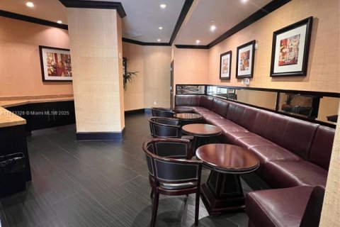 Купить кондоминиум в Плантация, Флорида 2 спальни, 124.02м2, № 1958408 - фото 18