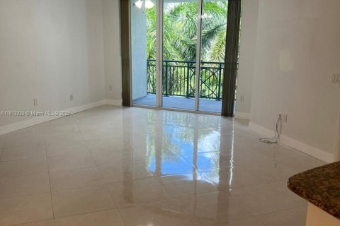 Купить кондоминиум в Плантация, Флорида 2 спальни, 124.02м2, № 1958408 - фото 4
