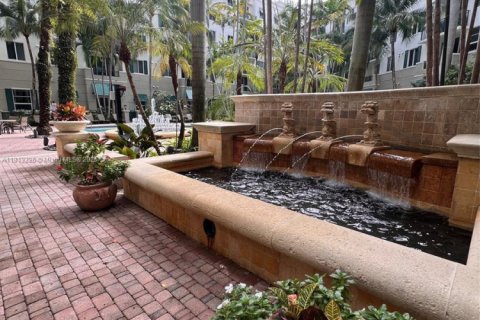 Купить кондоминиум в Плантация, Флорида 2 спальни, 124.02м2, № 1958408 - фото 27