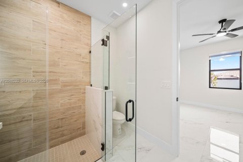 Immobilier commercial à vendre à Cape Coral, Floride: 222.97 m2 № 2276557 - photo 11