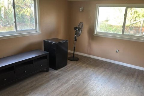 Apartment in Sarasota, Florida 1 bedroom, 46.45 sq.m. № 1743196 - photo 5