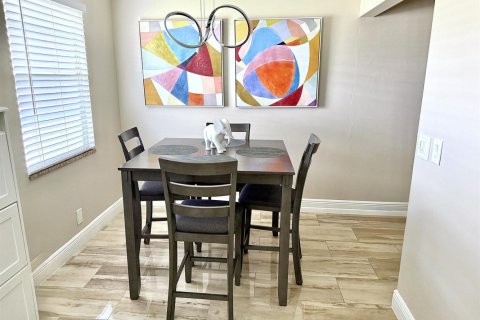 Condo in Deerfield Beach, Florida, 2 bedrooms № 2081805 - photo 13