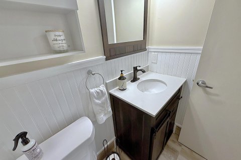 Condo in Deerfield Beach, Florida, 2 bedrooms № 2081805 - photo 24
