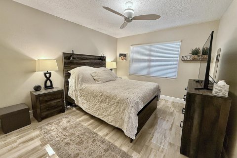 Condo in Deerfield Beach, Florida, 2 bedrooms № 2081805 - photo 19