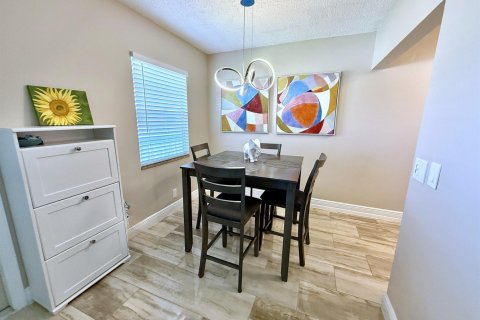 Condo in Deerfield Beach, Florida, 2 bedrooms № 2081805 - photo 12