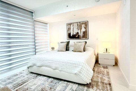 Condo in Bay Harbor Islands, Florida, 2 bedrooms  № 2081974 - photo 12