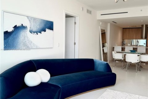 Condo in Bay Harbor Islands, Florida, 2 bedrooms  № 2081974 - photo 9