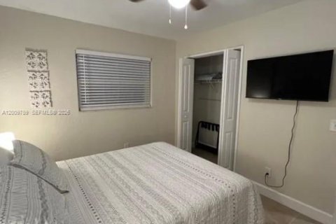 Casa en alquiler en Cape Coral, Florida, 3 dormitorios, 120.77 m2 № 2076309 - foto 30