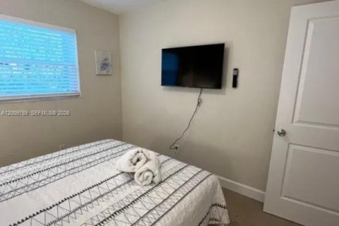 Casa en alquiler en Cape Coral, Florida, 3 dormitorios, 120.77 m2 № 2076309 - foto 23