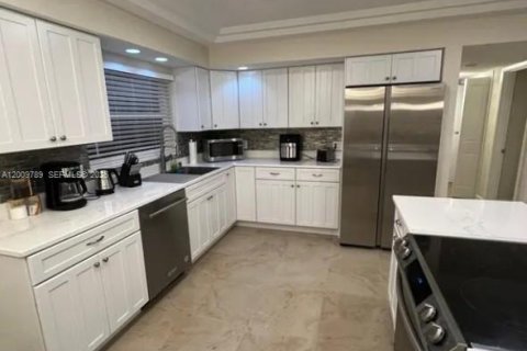 Casa en alquiler en Cape Coral, Florida, 3 dormitorios, 120.77 m2 № 2076309 - foto 7