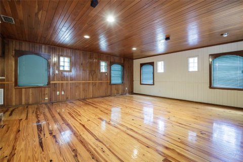 House in Gainesville, Florida 6 bedrooms, 356.93 sq.m. № 1894884 - photo 2