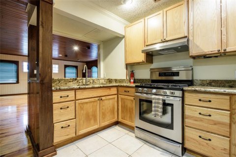 House in Gainesville, Florida 6 bedrooms, 356.93 sq.m. № 1894884 - photo 4