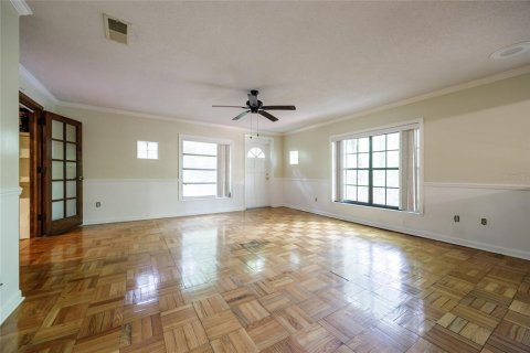 House in Gainesville, Florida 6 bedrooms, 356.93 sq.m. № 1894884 - photo 21