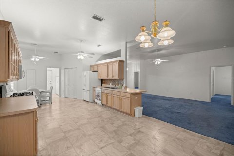 House in Ocala, Florida 3 bedrooms, 170.29 sq.m. № 1853514 - photo 10
