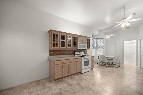 House in Ocala, Florida 3 bedrooms, 170.29 sq.m. № 1853514 - photo 9