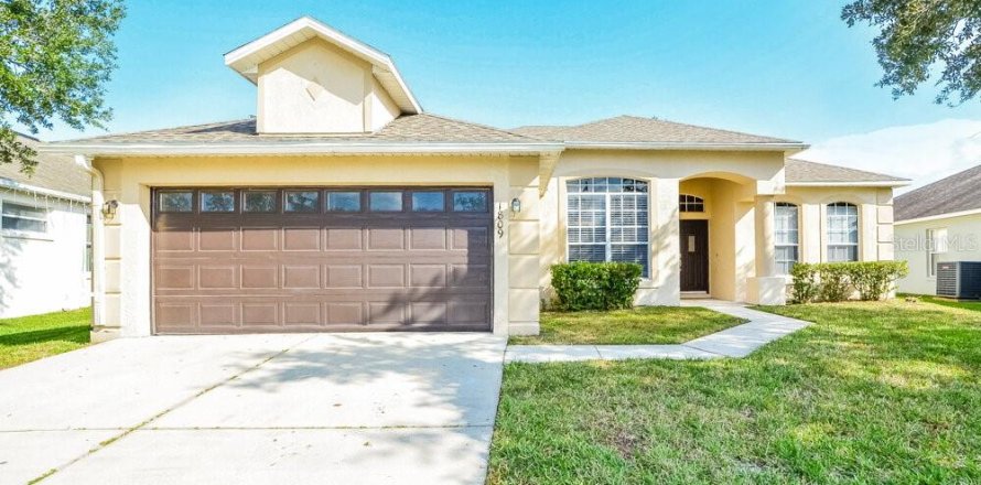 Villa ou maison à Kissimmee, Floride 3 chambres, 174.1 m2 № 2406630
