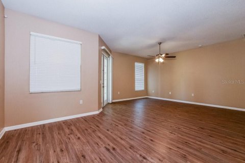 Villa ou maison à louer à Kissimmee, Floride: 3 chambres, 174.1 m2 № 2406630 - photo 4