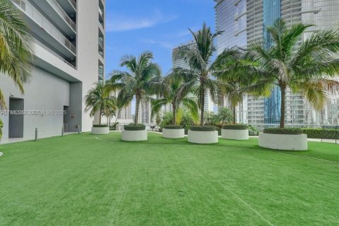 Condo in Miami, Florida, 1 bedroom  № 1990817 - photo 14