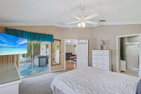 House in The Villages, Florida 2 bedrooms, 111.11 sq.m. № 1907435 - photo 26