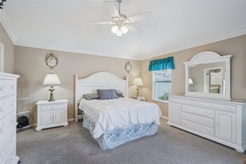 House in The Villages, Florida 2 bedrooms, 111.11 sq.m. № 1907435 - photo 6