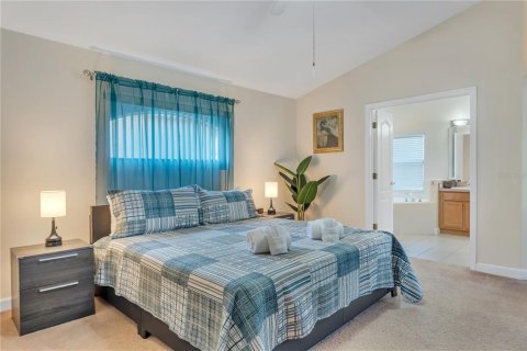 House in Davenport, Florida 4 bedrooms, 177.91 sq.m. № 1721849 - photo 10