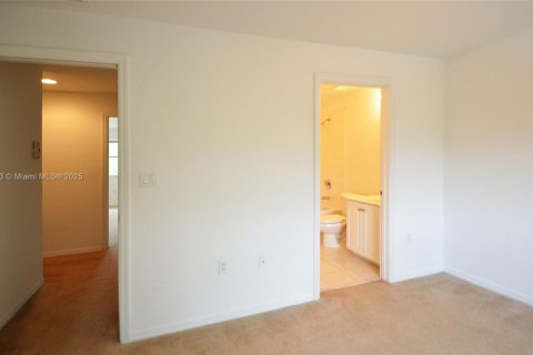 Touwnhouse à louer à North Lauderdale, Floride: 3 chambres, 152.36 m2 № 1726995 - photo 19