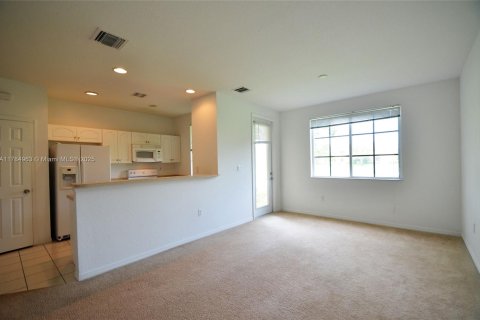 Touwnhouse à louer à North Lauderdale, Floride: 3 chambres, 152.36 m2 № 1726995 - photo 26