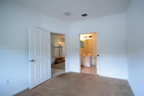 Touwnhouse à louer à North Lauderdale, Floride: 3 chambres, 152.36 m2 № 1726995 - photo 12