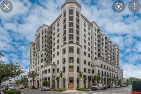 Copropriété à vendre à Coral Gables, Floride: 3 chambres № 1978361 - photo 1