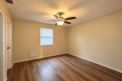 Appartement à louer à Auburndale, Floride: 1 chambre, 79.43 m2 № 2424099 - photo 5