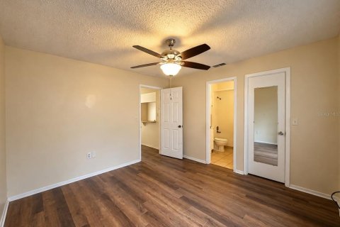 Appartement à louer à Auburndale, Floride: 1 chambre, 79.43 m2 № 2424099 - photo 8