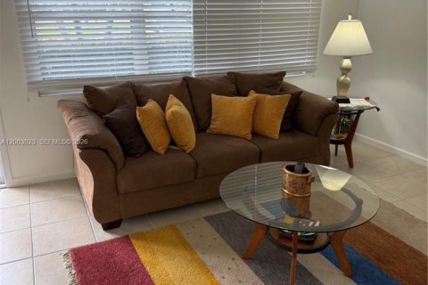 Copropriété à louer à Deerfield Beach, Floride: 1 chambre, 65.03 m2 № 2072048 - photo 3